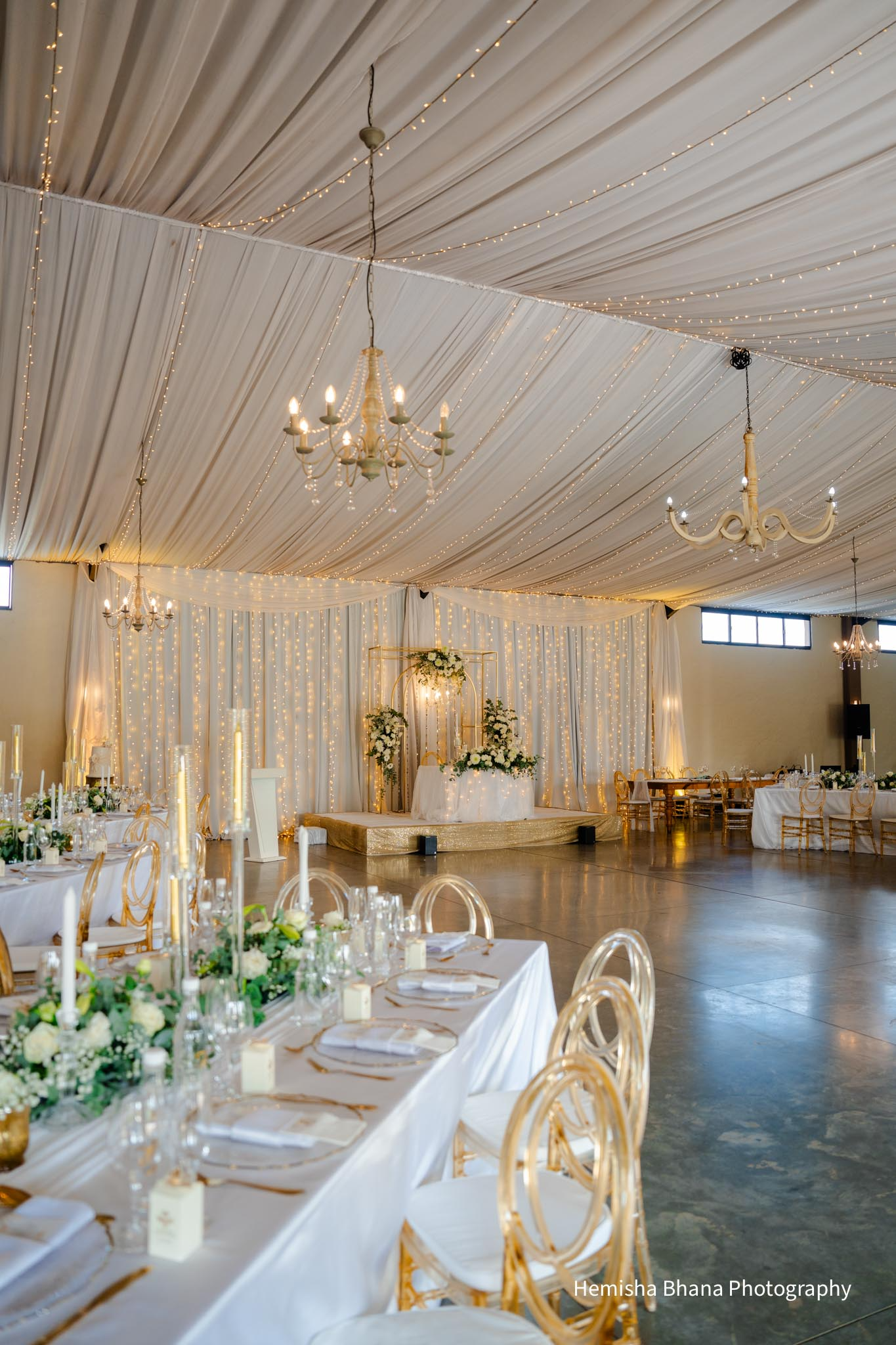 15 Questions to Ask on a Wedding Venue Tour (That Most Couples Forget)