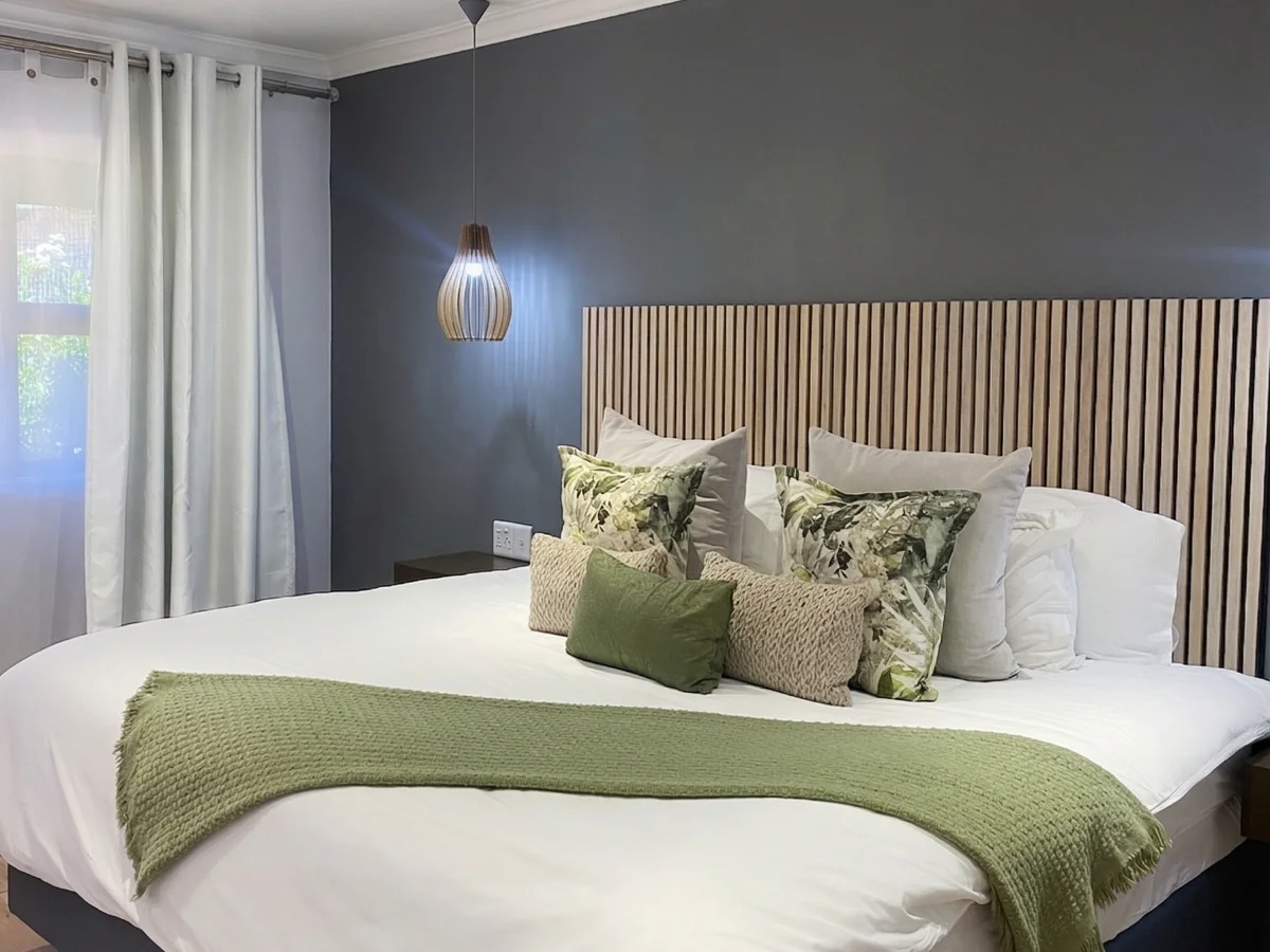 Wisteria Room interior